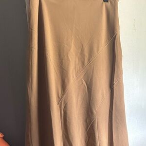 Elegant Tan Women's Skirt